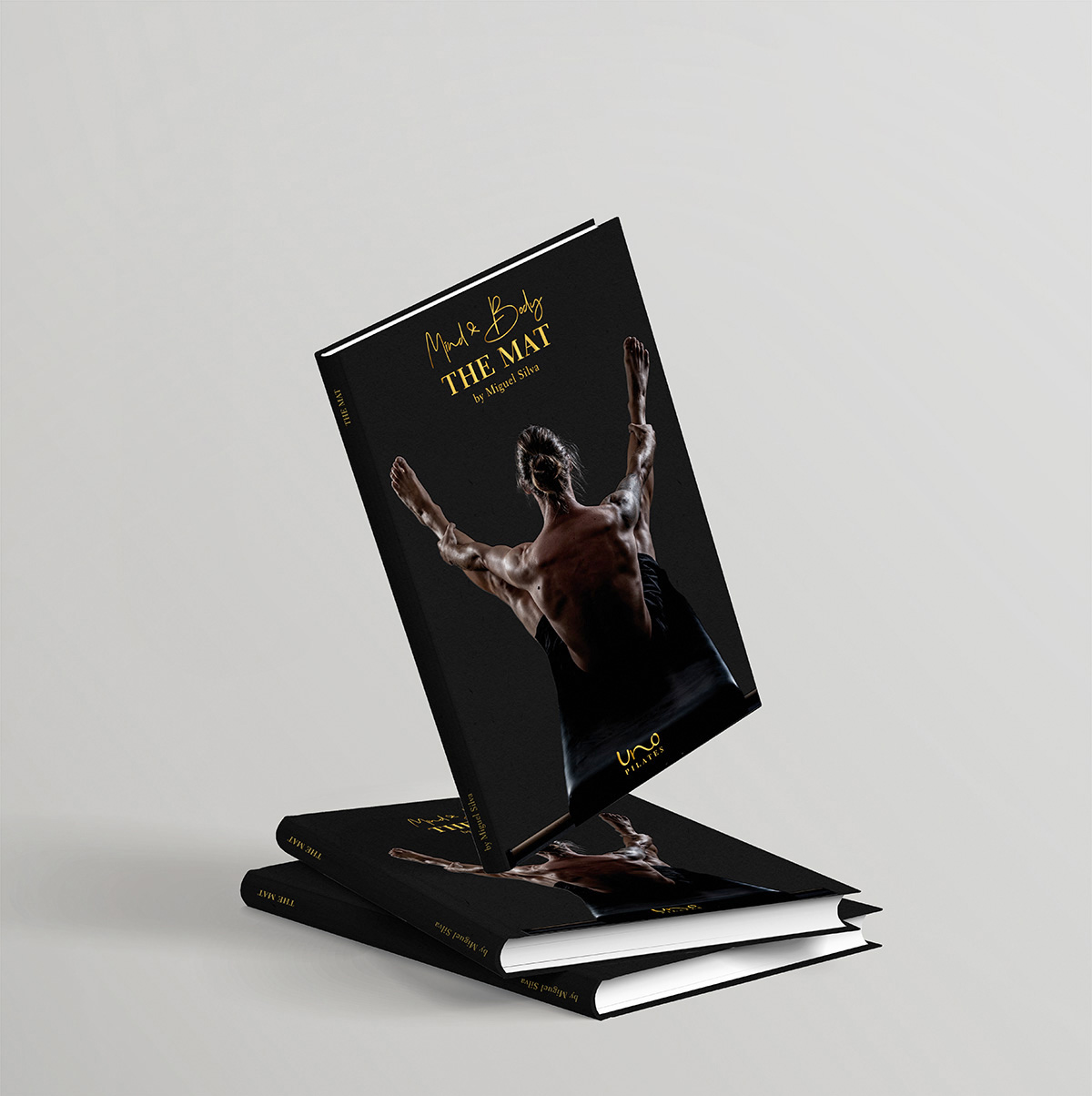 The Mat Book by Miguel Silva Uno Pilates